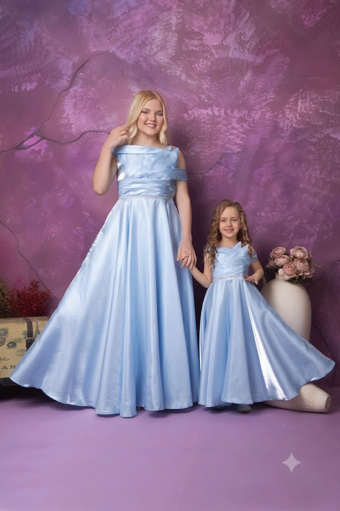 The Sweetheart Blue Mother-Daughter Matching Gowns