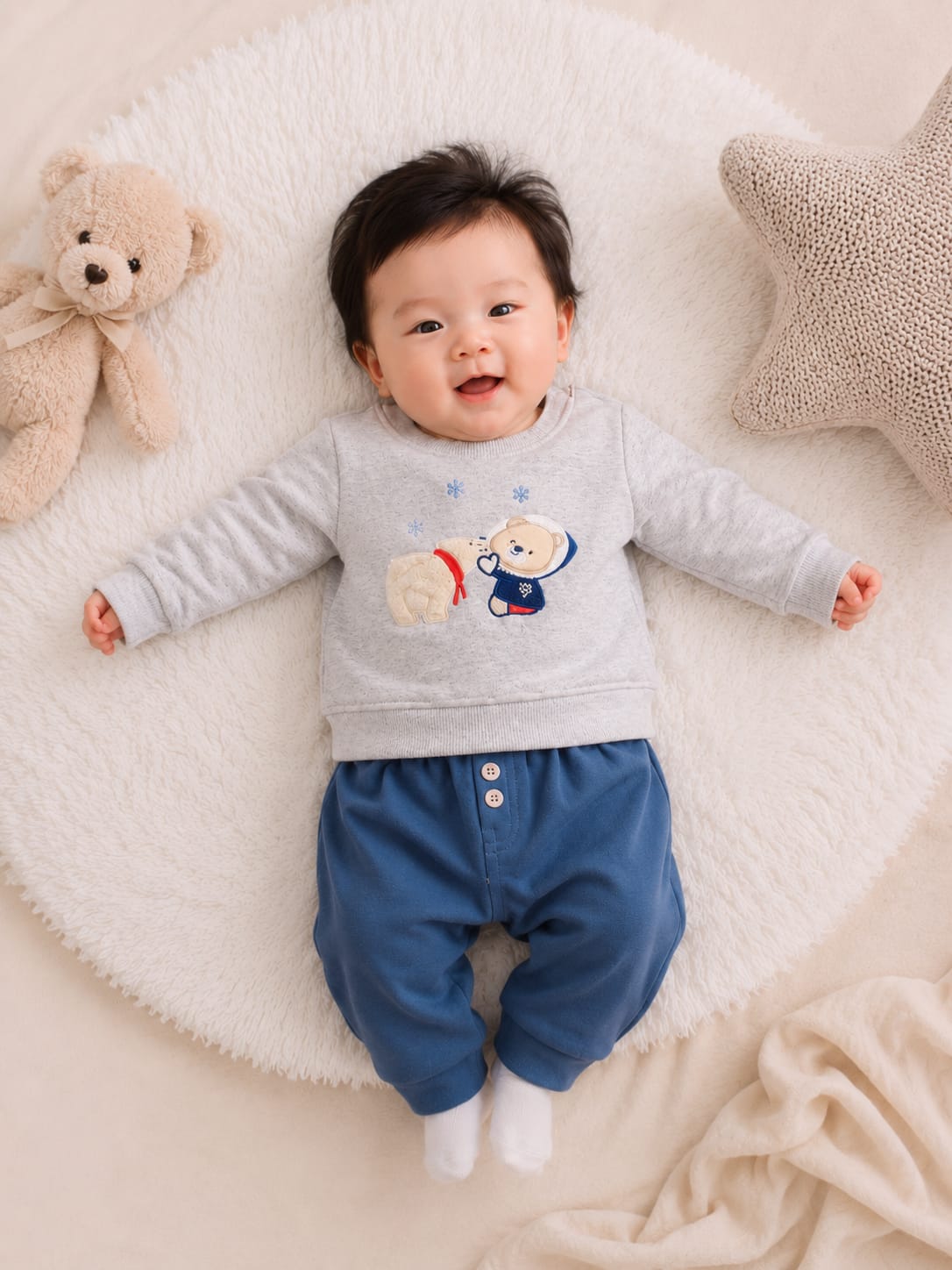 Infants Winter Bear Plush Fleece Sweatshirt & Joggers Set