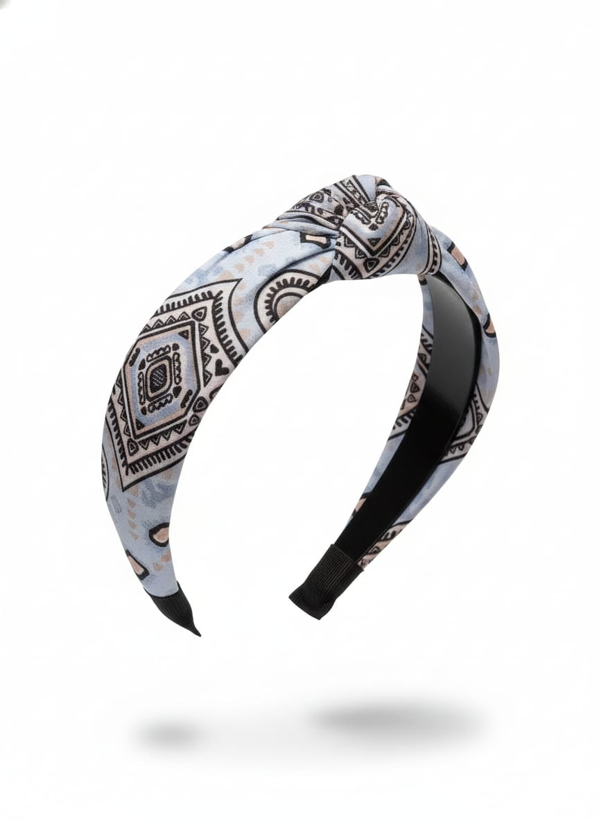 Bohemian-style knotted headband – light blue