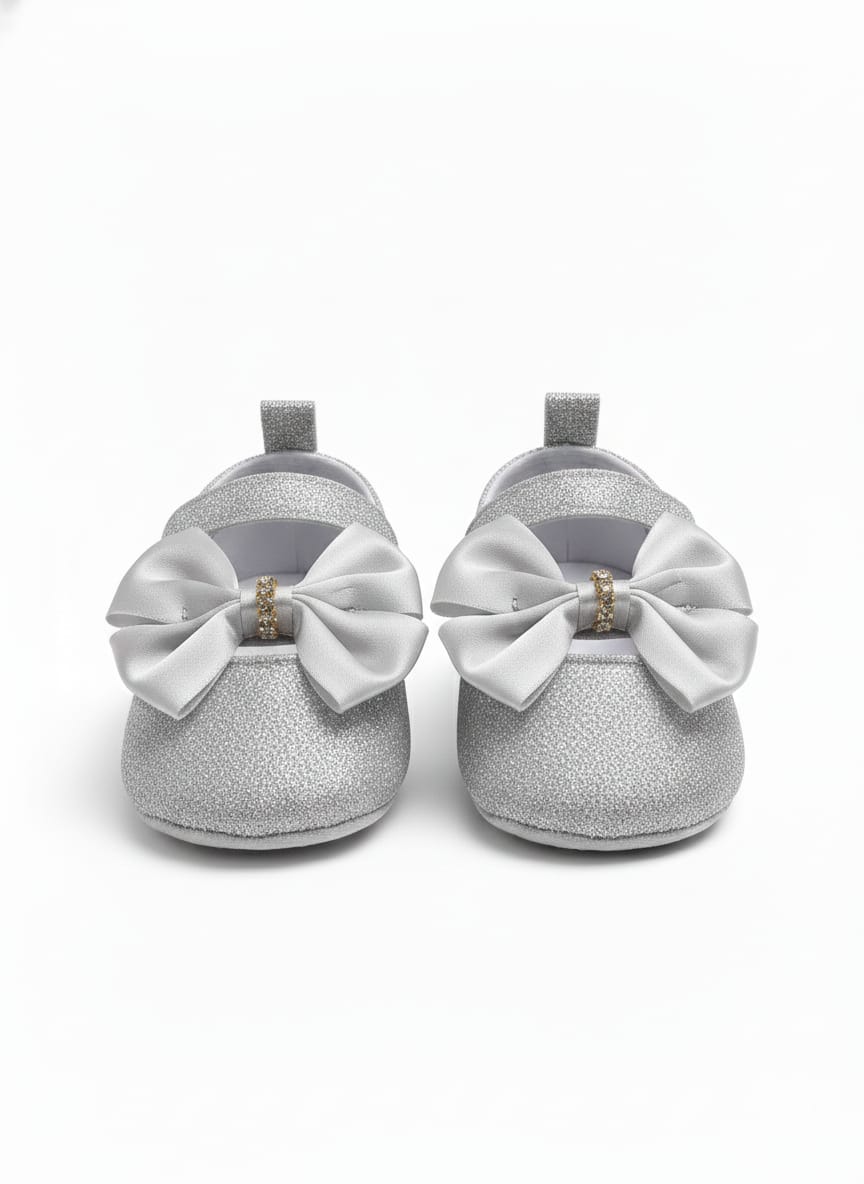 Infant girl's Mary Jane-style flats Silver glitter booties