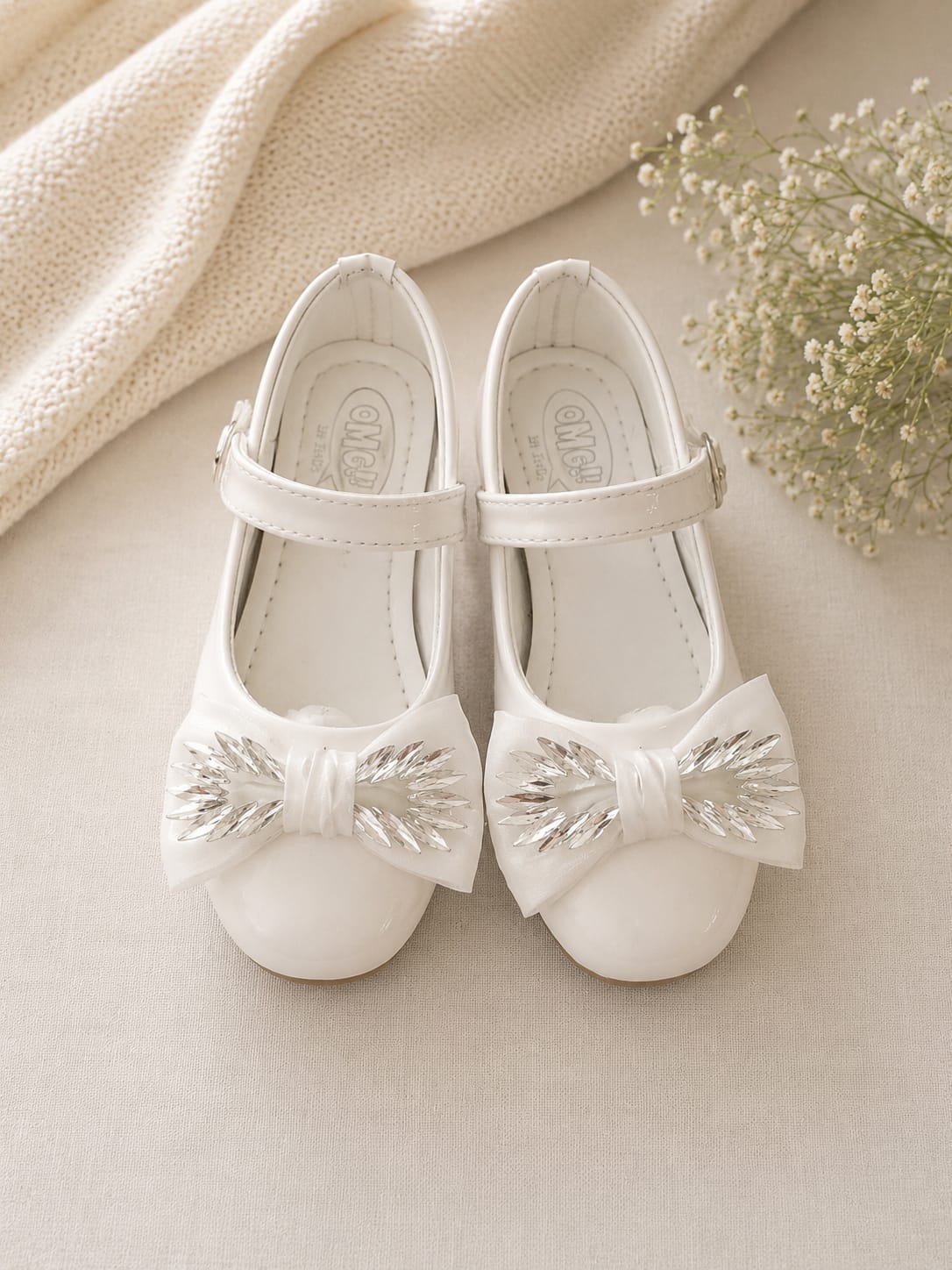 Crystal Bow Pearl-White Bellies Girls