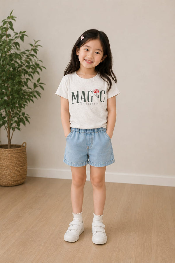 "Magic Is Everywhere" T-SHIRT