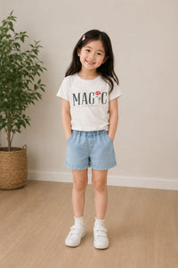 "Magic Is Everywhere" T-SHIRT