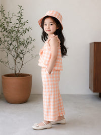 Charming Summer Gingham Co-ord Set with Bucket Hat