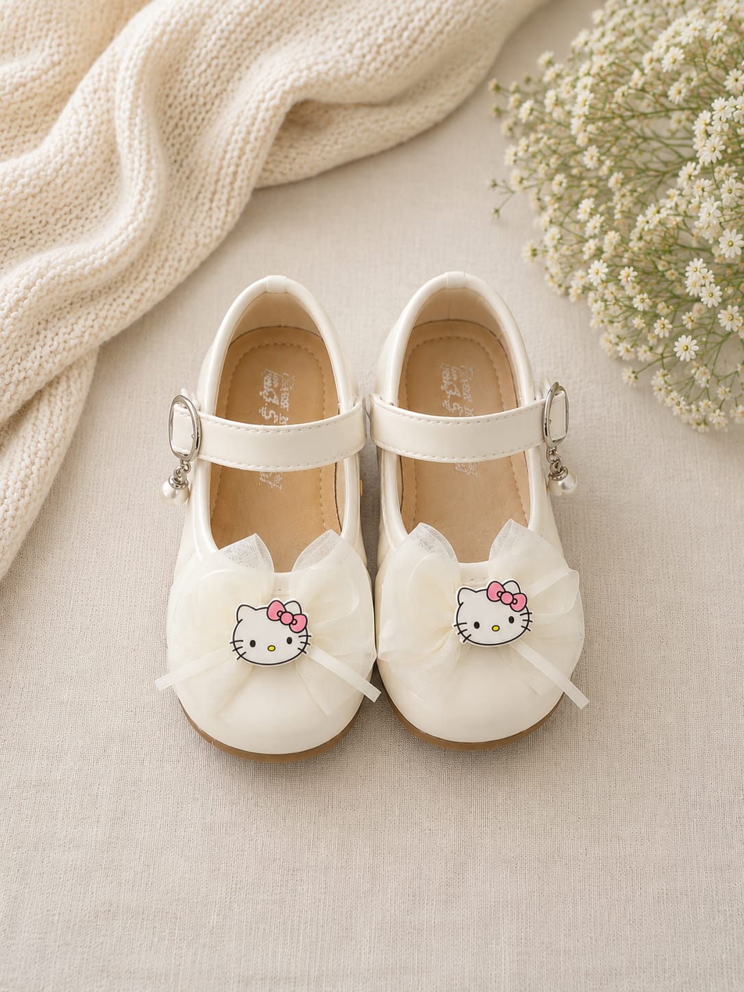 Girls' Off-White Character Bow Mary Jane Shoes