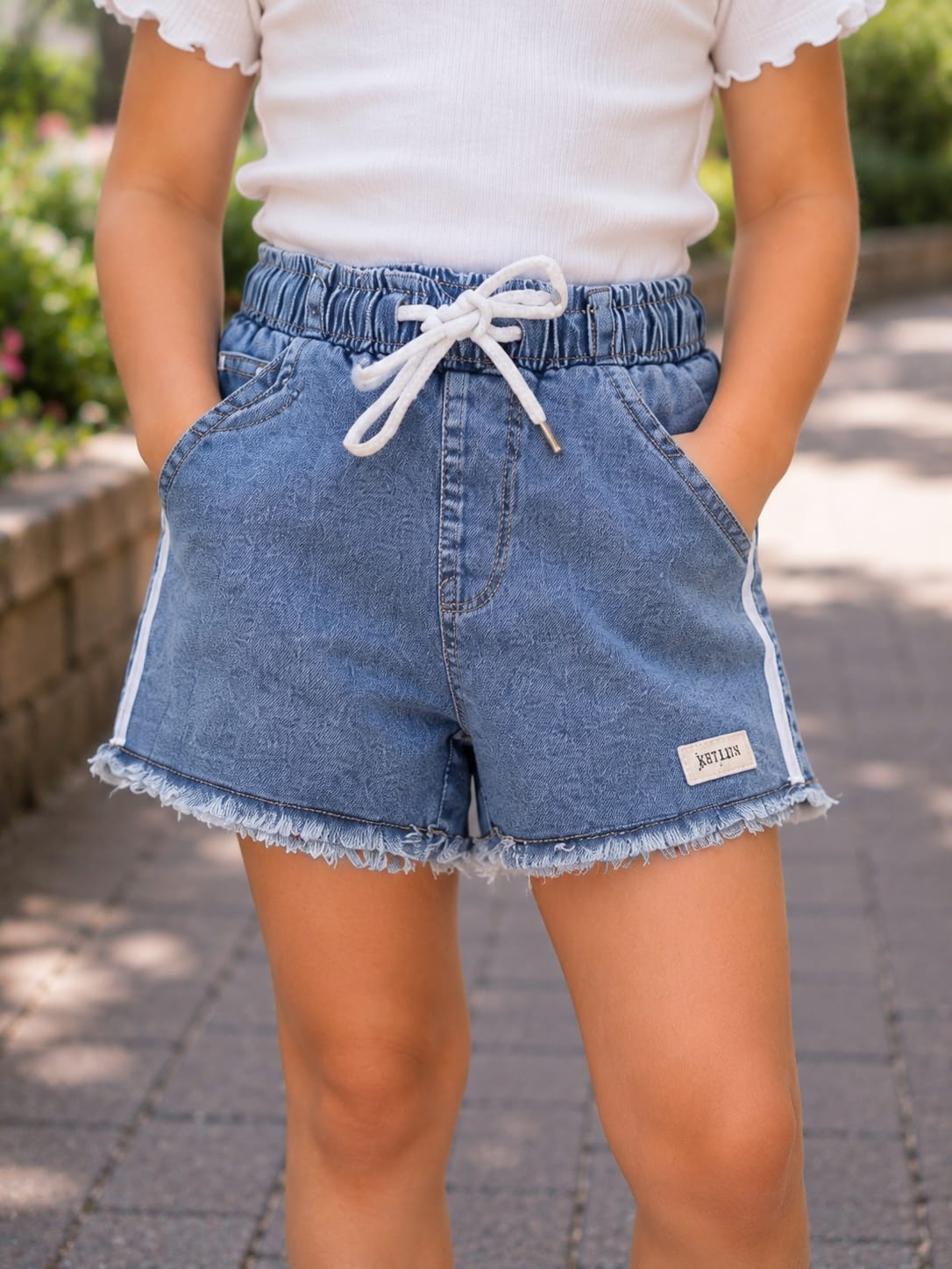 Trendy Frayed Denim Shorts with Side Stripes